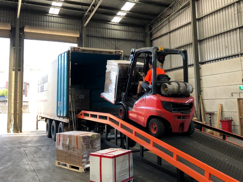 Interstate Pallet Transport Services - Shaw's Darwin car transport express transport company freight companies